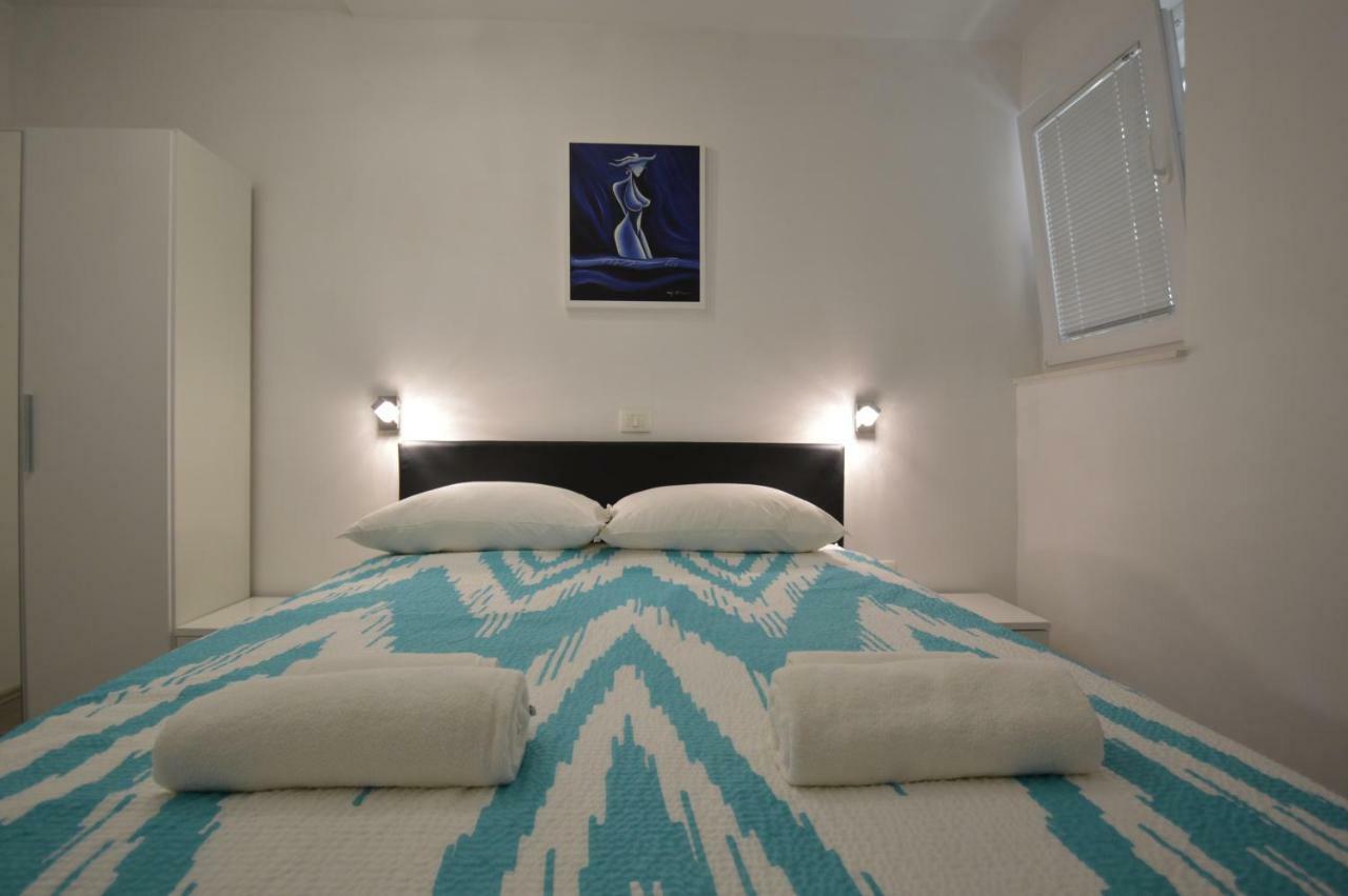 Apartments Silvia ザダル エクステリア 写真