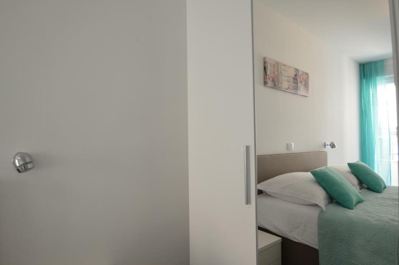 Apartments Silvia ザダル エクステリア 写真
