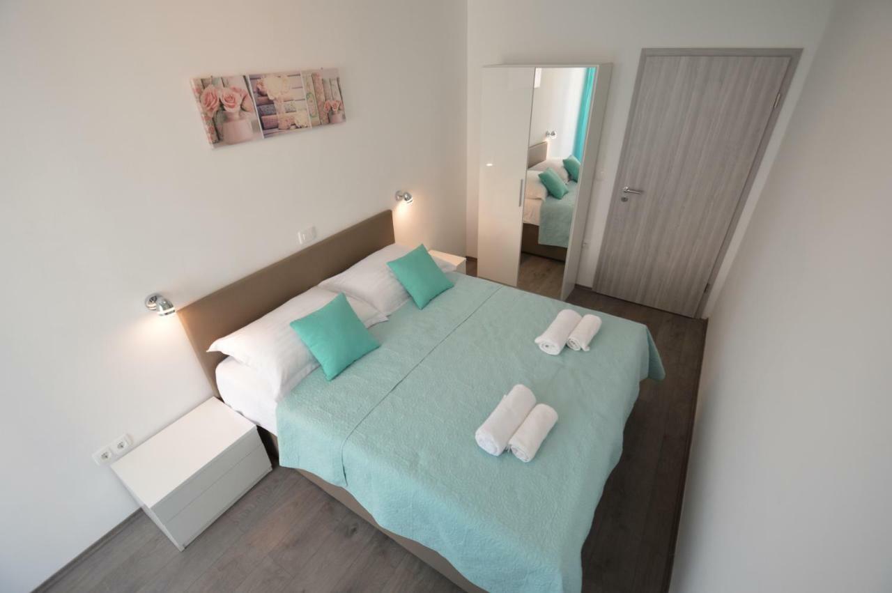 Apartments Silvia ザダル エクステリア 写真