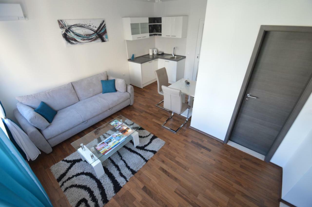 Apartments Silvia ザダル エクステリア 写真